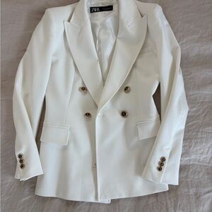 Zara Cream Blazer with Gold Button